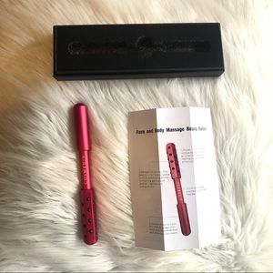 Cosmedix Facial Massage Roller - Red